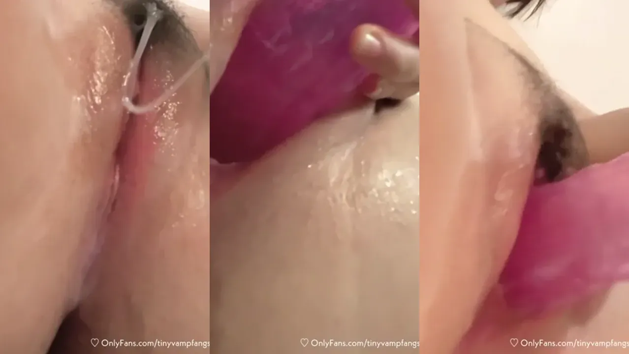 TinyVampFangs Pleasures Her Wet Asian Pussy
