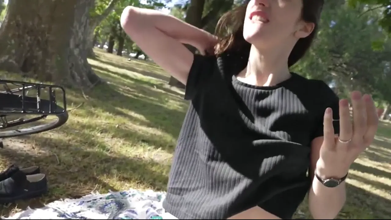 JohnandSky's Outdoor Blowjob Ends In CIM