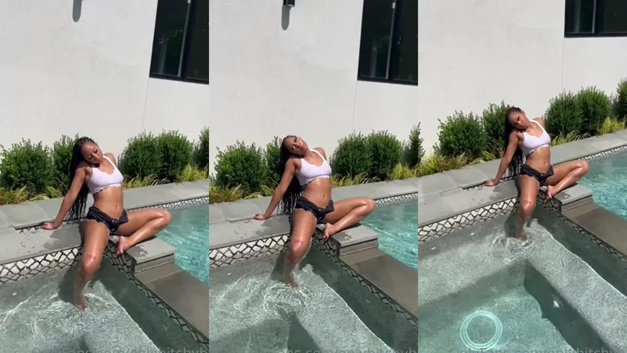 Onlybitchyb Flaunts Her Body By The Pool