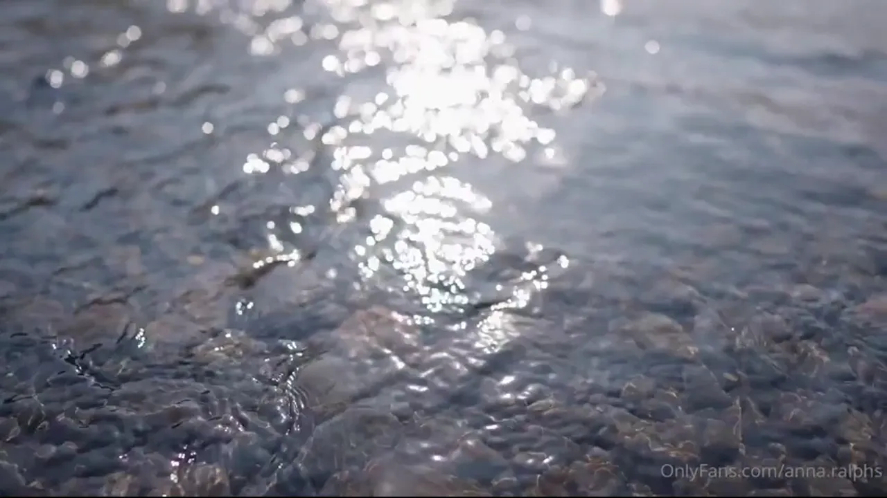 Anna Ralphs’ Outdoor Sex Tape In Nature