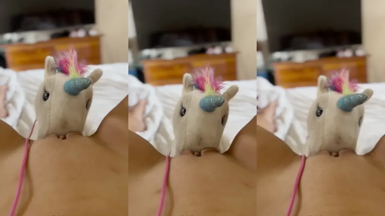 Heathervandeven With A Toy On Her Pussy