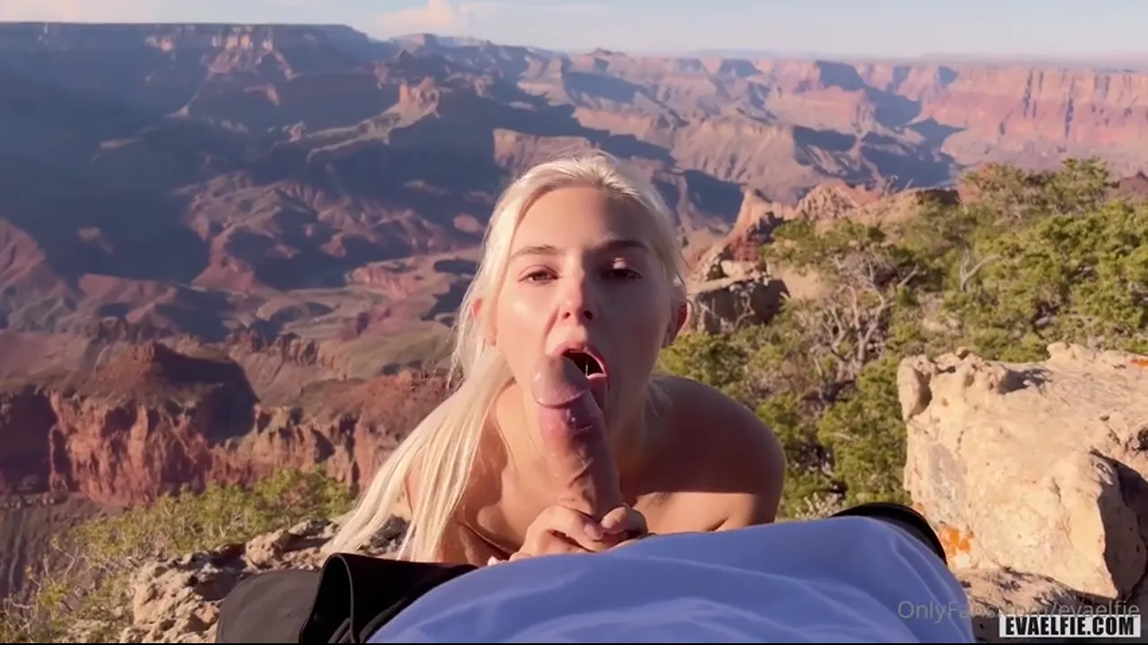 Eva Elfie Films A Sextape In The Grand Canyon